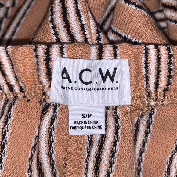 NWT Striped Jumpsuit - Picture 14 of 15